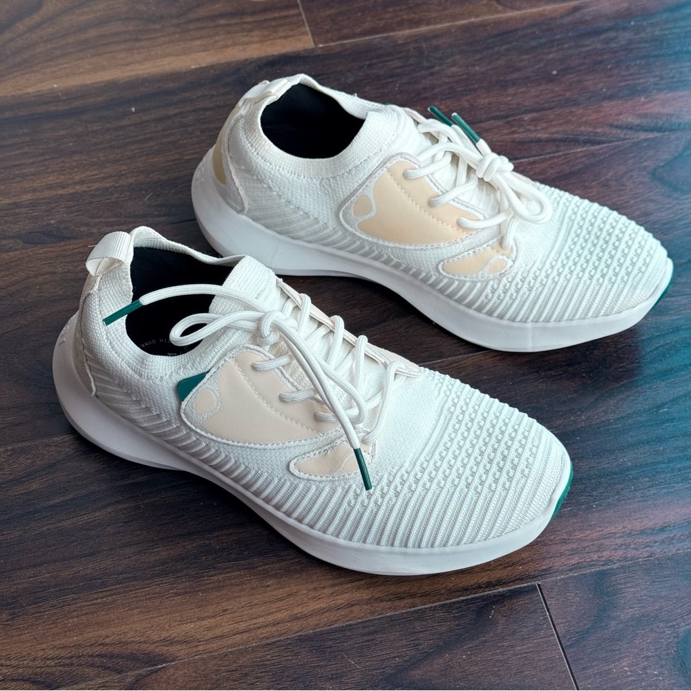 Vessi Everyday 2.0 Sneakers – Size W8 – Polar White – Waterproof - Picture 7 of 8